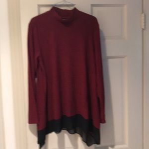 Beautiful new ladies swing top, medium